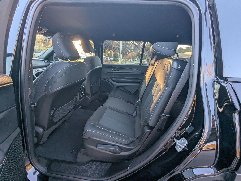 used 2024 Jeep Grand Cherokee L car, priced at $33,877