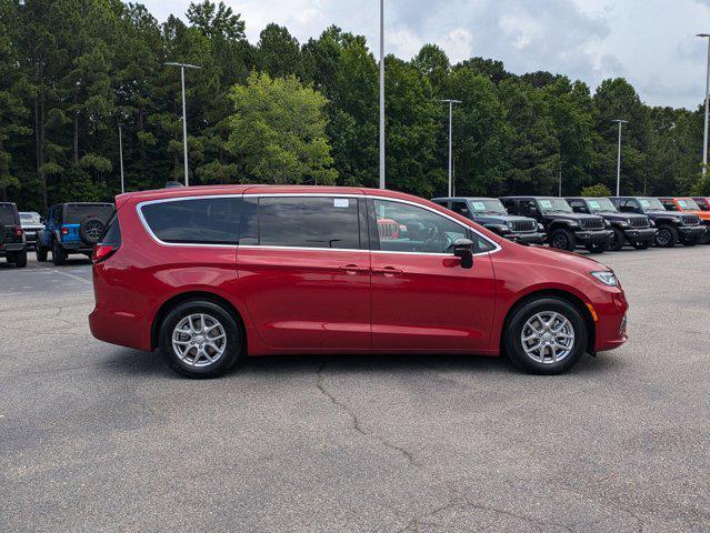 new 2025 Chrysler Pacifica car, priced at $49,713
