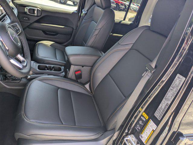 new 2025 Jeep Wrangler car, priced at $55,379