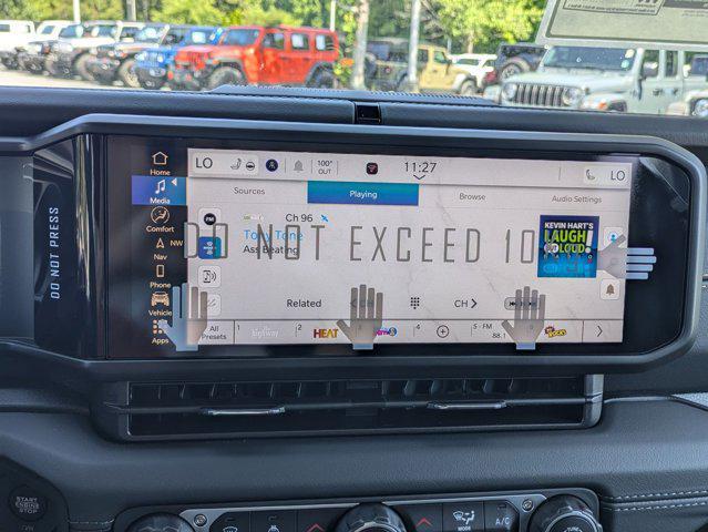 new 2025 Jeep Wrangler car, priced at $55,379