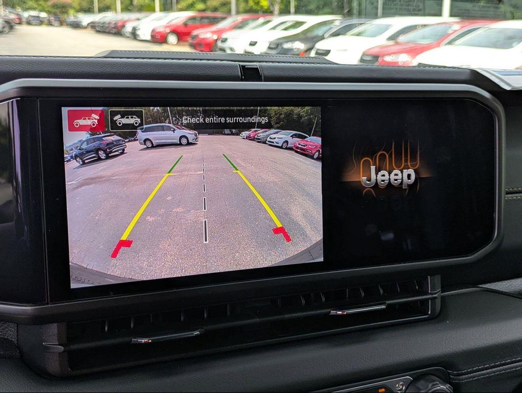 new 2025 Jeep Wrangler car, priced at $57,054