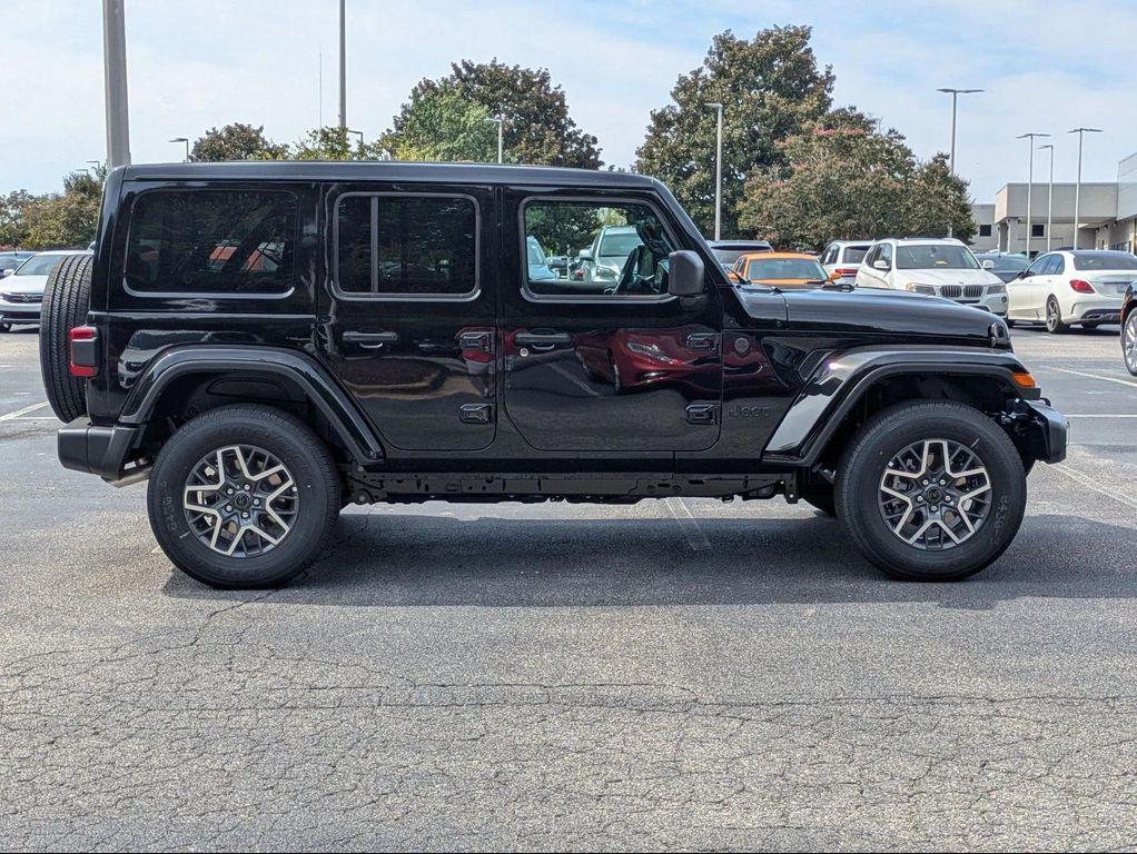 new 2025 Jeep Wrangler car, priced at $57,054