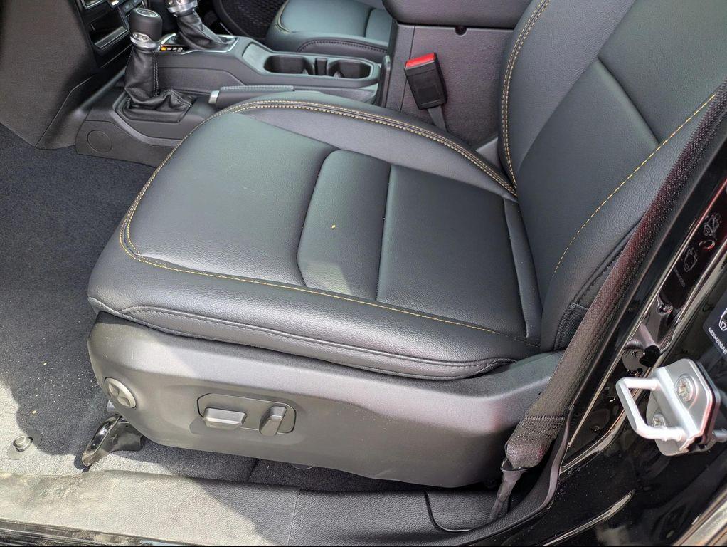 new 2025 Jeep Wrangler car, priced at $57,054