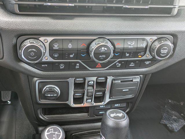 new 2025 Jeep Wrangler car, priced at $49,202