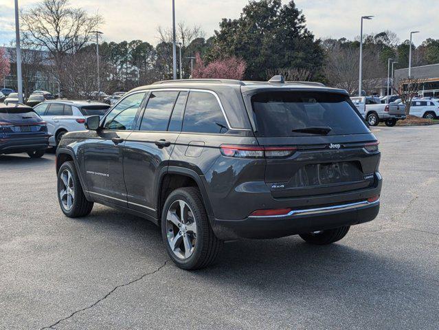 new 2025 Jeep Grand Cherokee car, priced at $49,691