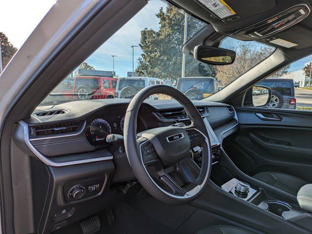 new 2024 Jeep Grand Cherokee L car, priced at $48,525