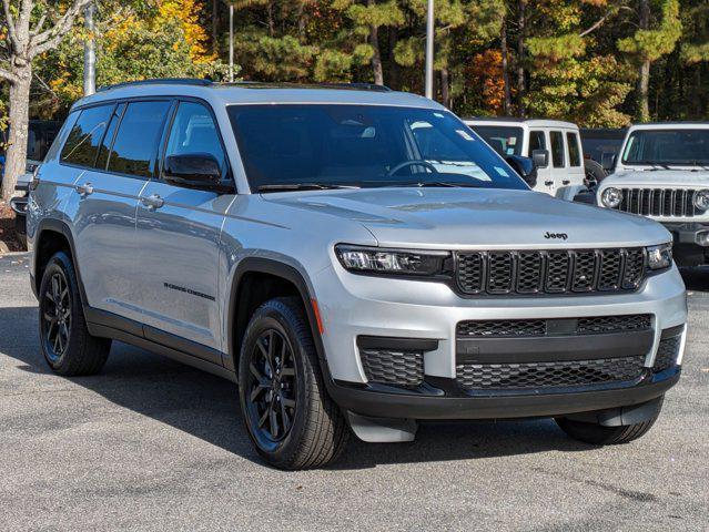 new 2024 Jeep Grand Cherokee L car, priced at $48,525