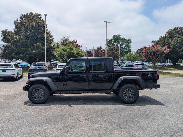 new 2025 Jeep Gladiator car, priced at $46,099