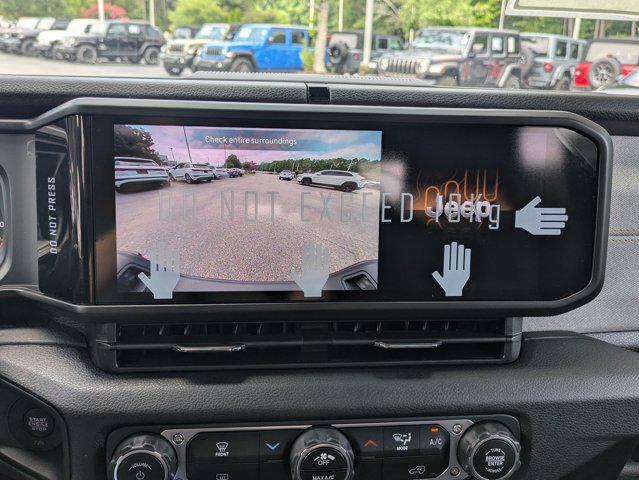 new 2025 Jeep Gladiator car, priced at $46,099