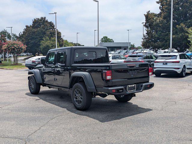 new 2025 Jeep Gladiator car, priced at $46,099