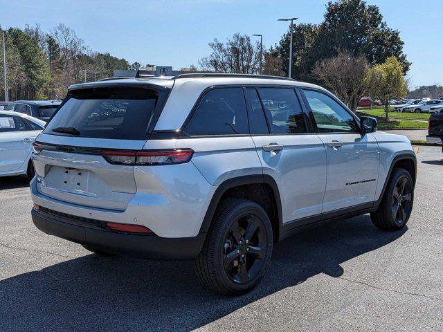 new 2024 Jeep Grand Cherokee car, priced at $51,670