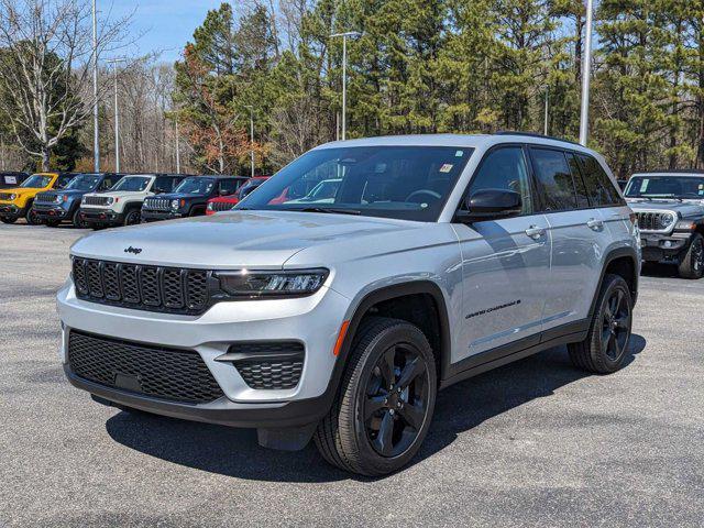 new 2024 Jeep Grand Cherokee car, priced at $51,670