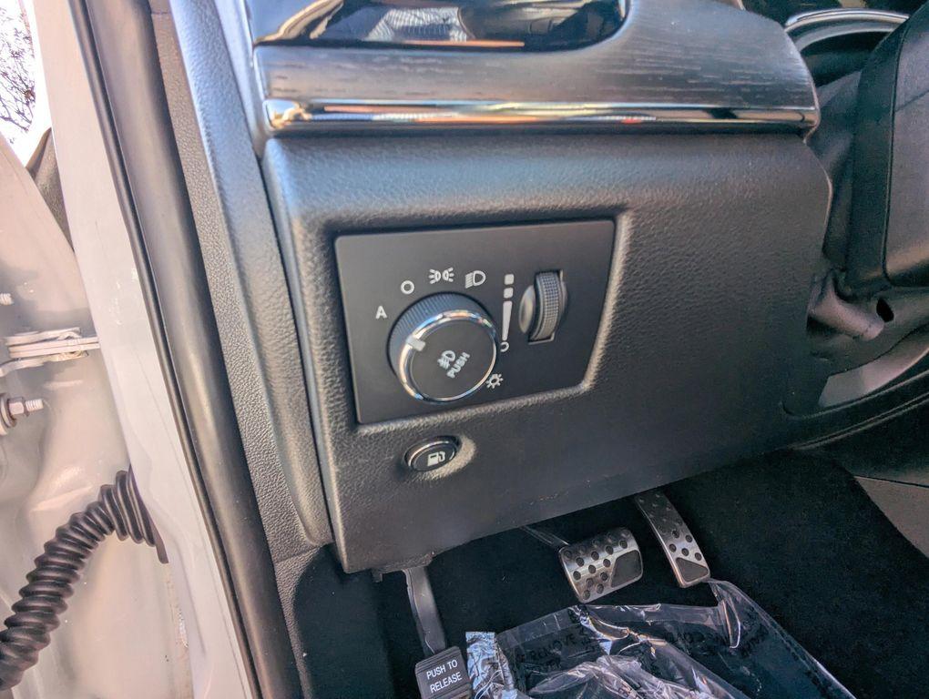 used 2021 Jeep Grand Cherokee car, priced at $23,877