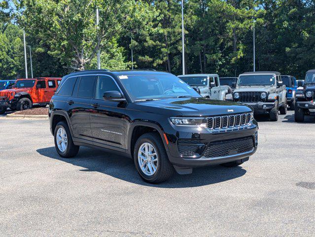 new 2025 Jeep Grand Cherokee car, priced at $41,129