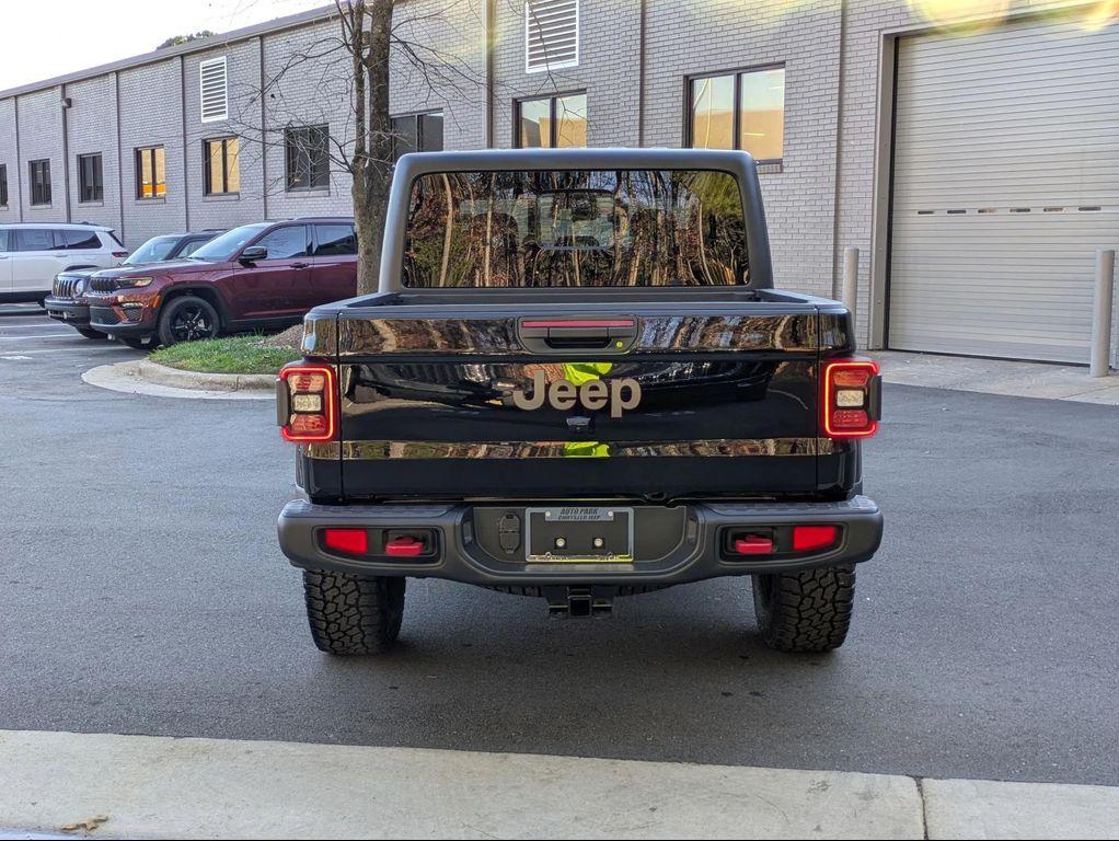 new 2026 Jeep Gladiator car, priced at $58,839