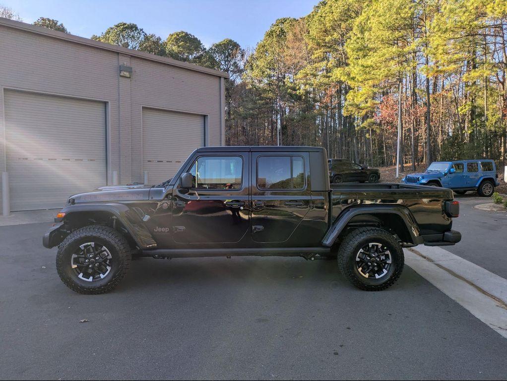 new 2026 Jeep Gladiator car, priced at $58,839