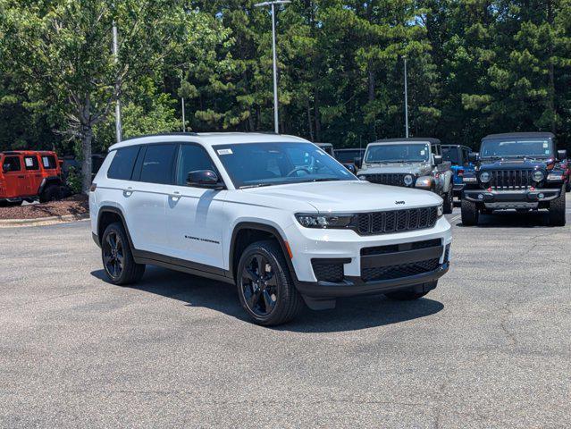new 2025 Jeep Grand Cherokee L car, priced at $48,161
