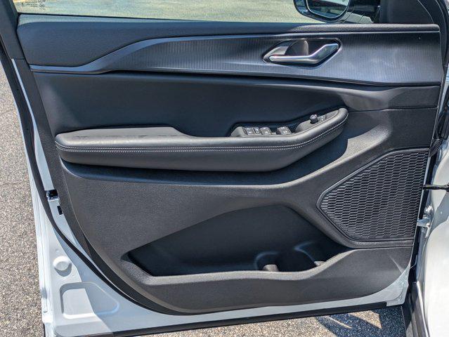 new 2025 Jeep Grand Cherokee L car, priced at $48,161