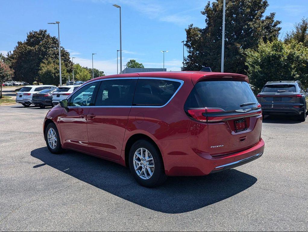 new 2026 Chrysler Pacifica car, priced at $41,428