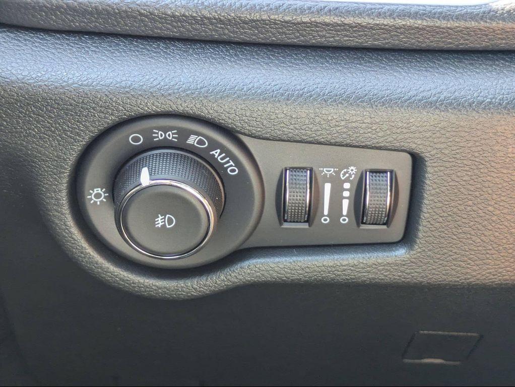 new 2026 Chrysler Pacifica car, priced at $41,428