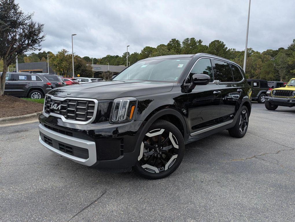 used 2025 Kia Telluride car, priced at $37,377