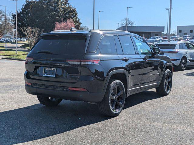 new 2025 Jeep Grand Cherokee car, priced at $52,988