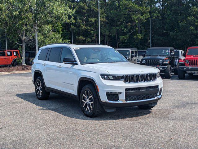 new 2025 Jeep Grand Cherokee L car, priced at $50,576