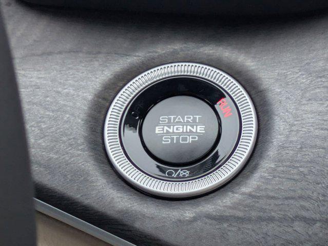 new 2025 Jeep Grand Cherokee L car, priced at $50,576