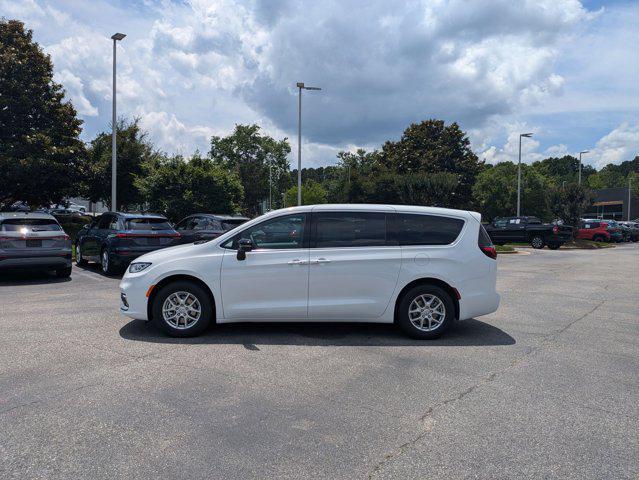 new 2025 Chrysler Pacifica car, priced at $42,478