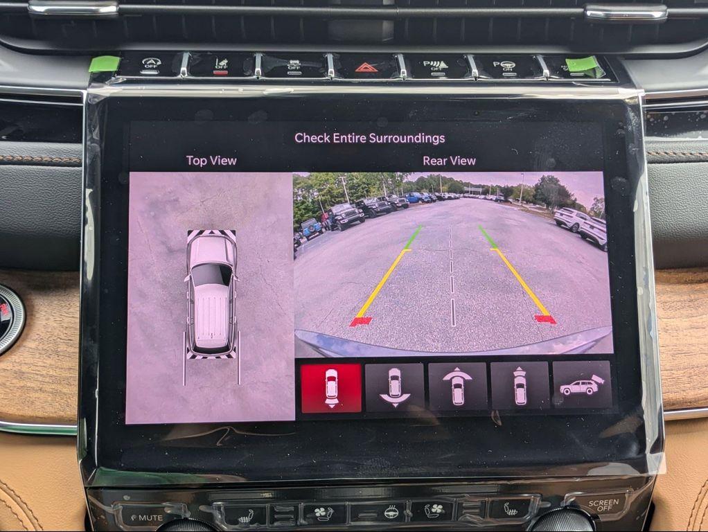 new 2025 Jeep Grand Cherokee car, priced at $65,634
