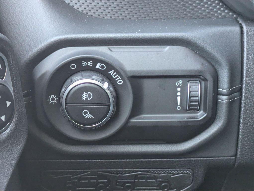 new 2025 Jeep Gladiator car, priced at $59,955