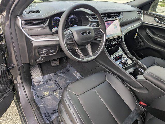 new 2025 Jeep Grand Cherokee L car, priced at $49,381