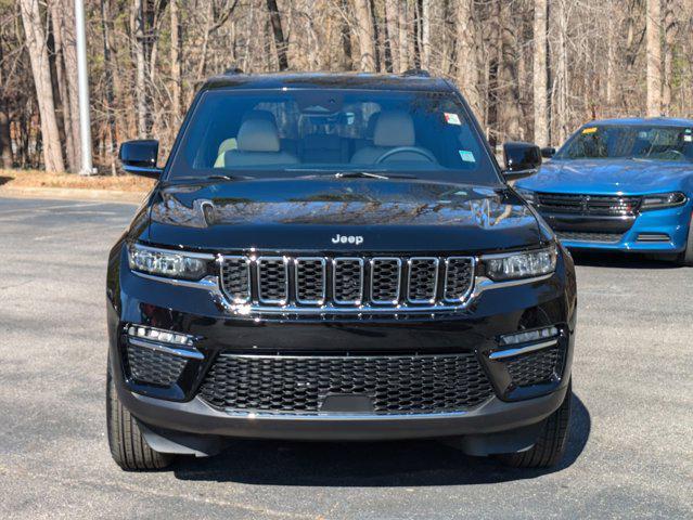 new 2025 Jeep Grand Cherokee car, priced at $47,423