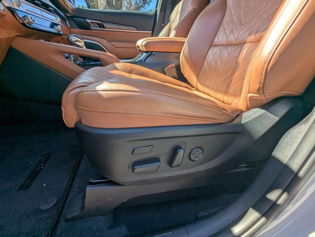 used 2023 Kia Telluride car, priced at $42,777