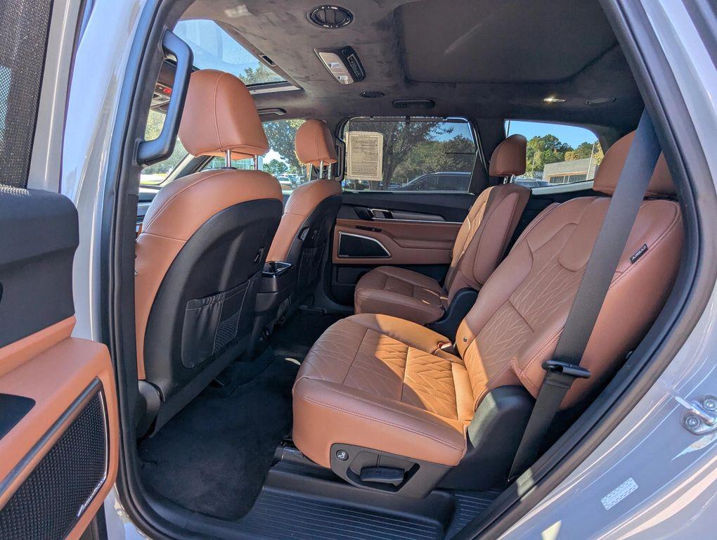 used 2023 Kia Telluride car, priced at $42,777