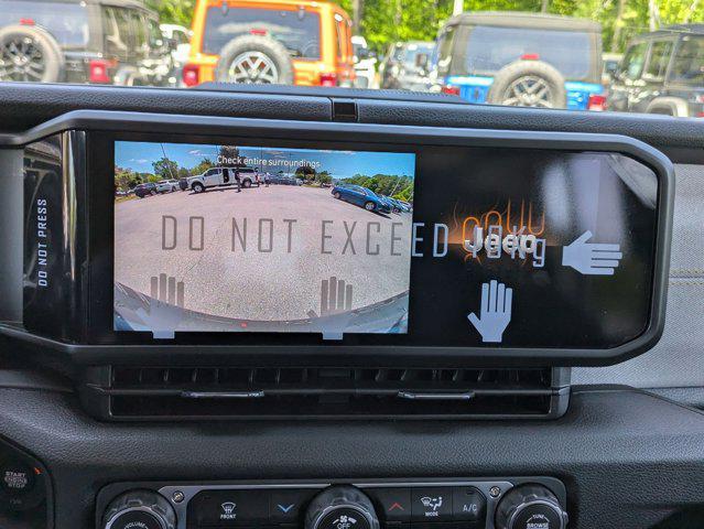 new 2025 Jeep Wrangler car, priced at $47,212