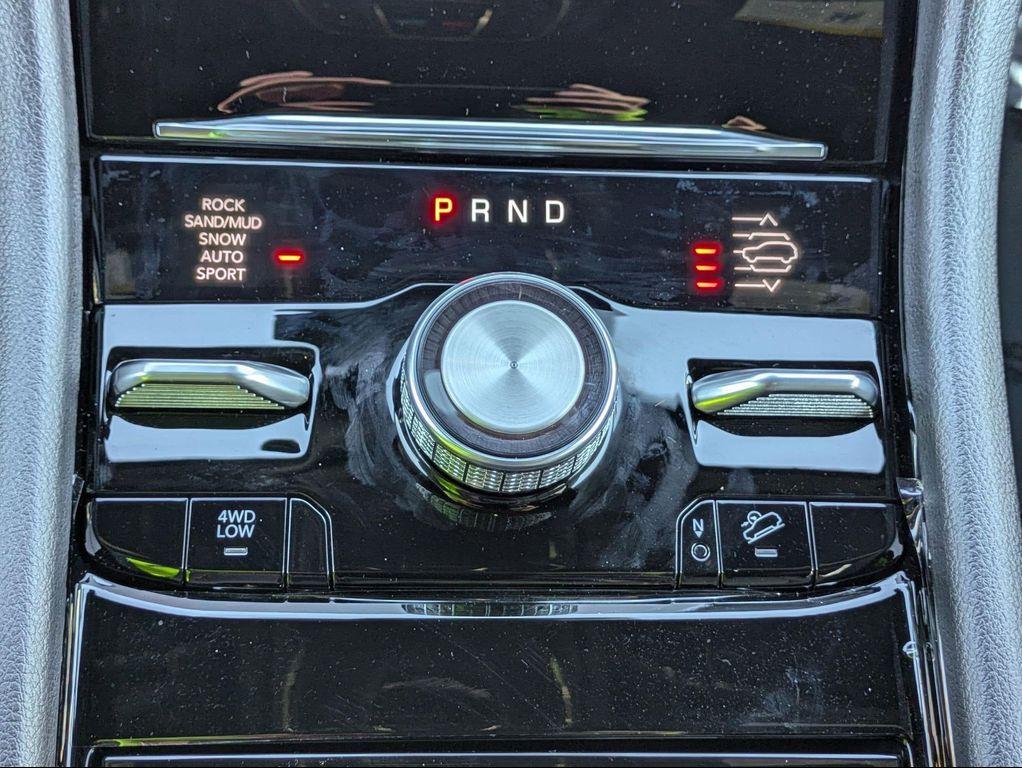 new 2025 Jeep Grand Cherokee car, priced at $63,444