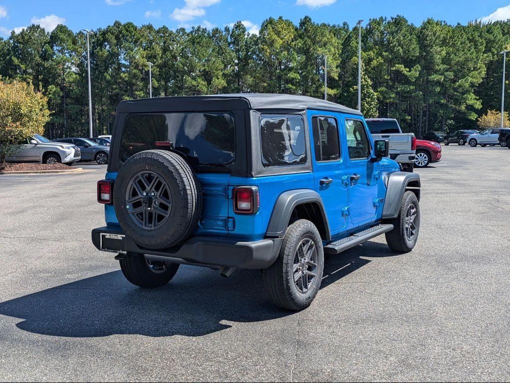 new 2025 Jeep Wrangler car, priced at $44,165