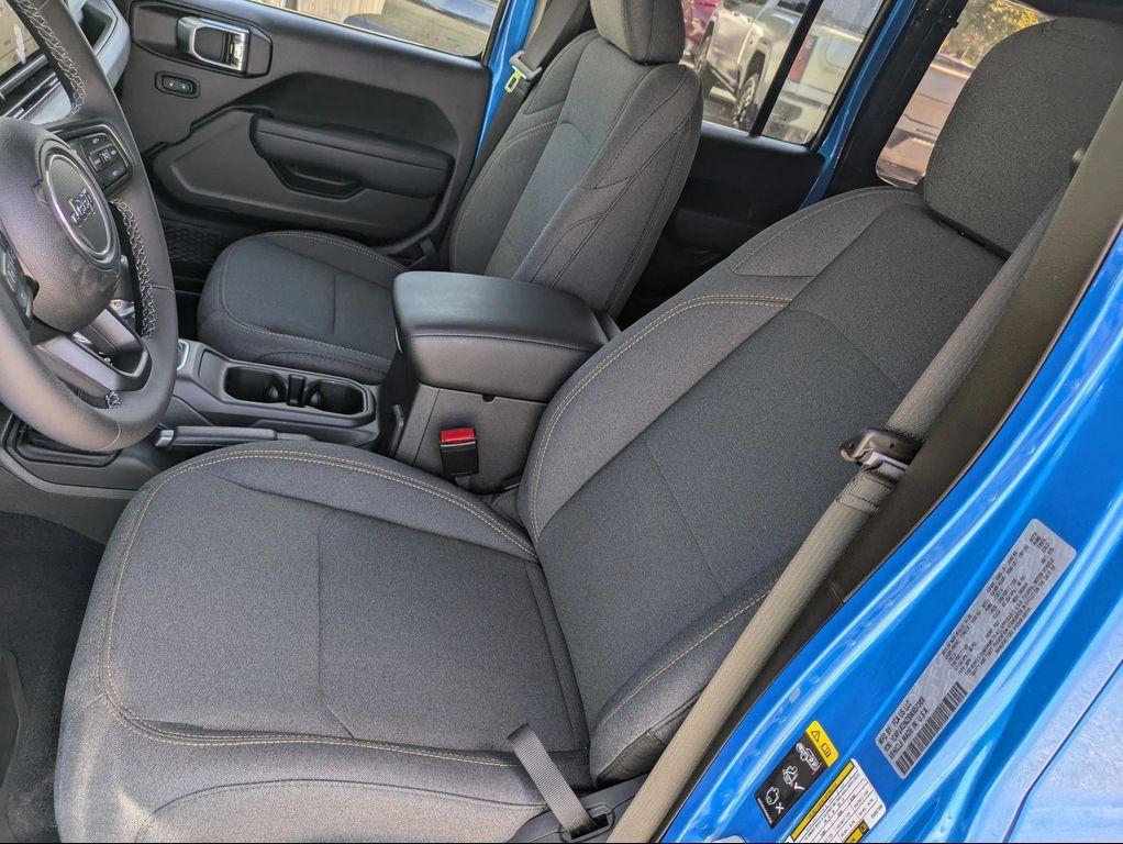 new 2025 Jeep Wrangler car, priced at $44,165