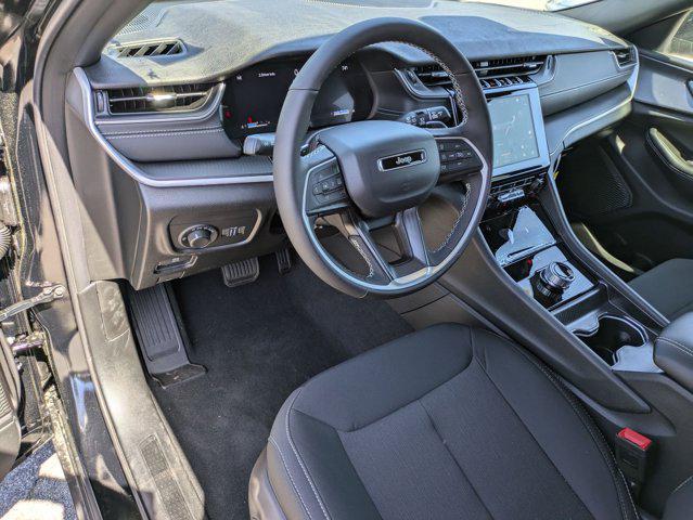 new 2025 Jeep Grand Cherokee car, priced at $42,057