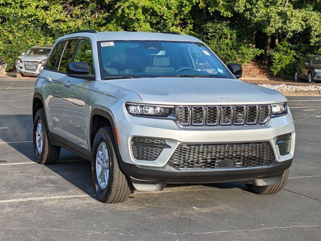 new 2024 Jeep Grand Cherokee car, priced at $44,220