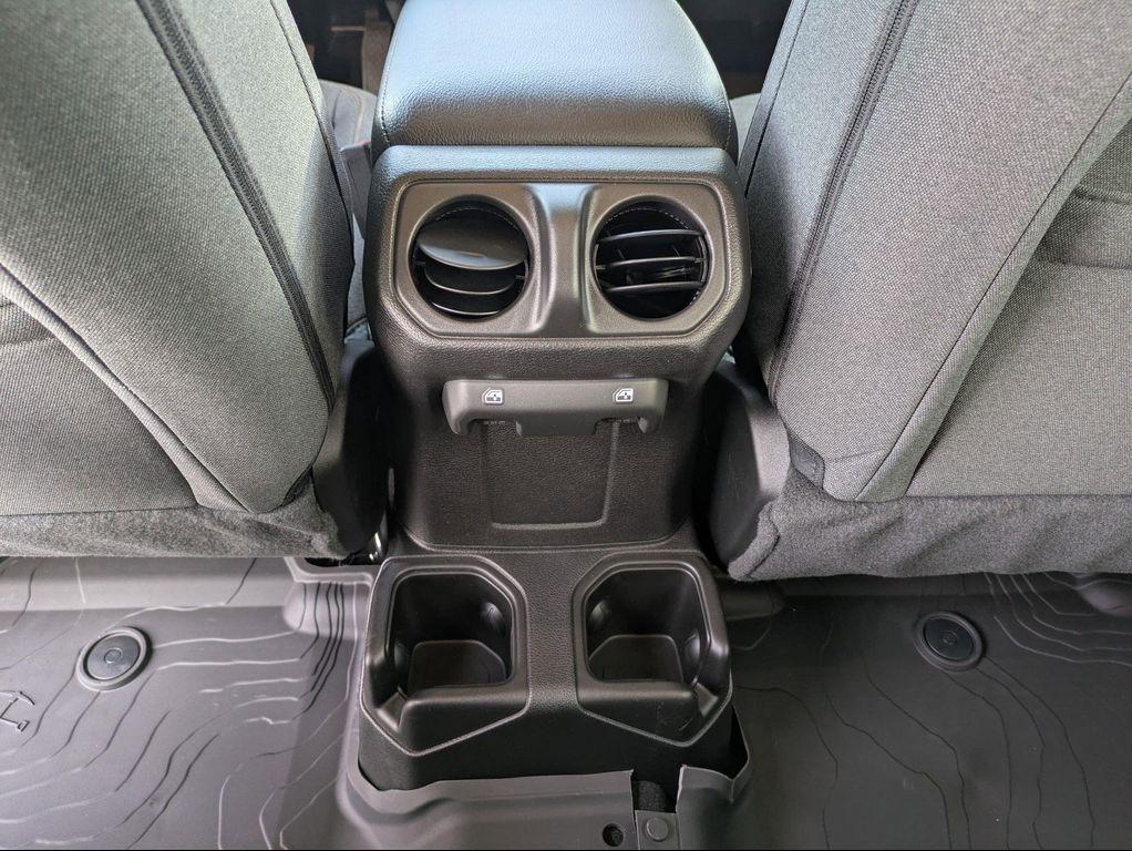 new 2026 Jeep Wrangler car, priced at $47,388