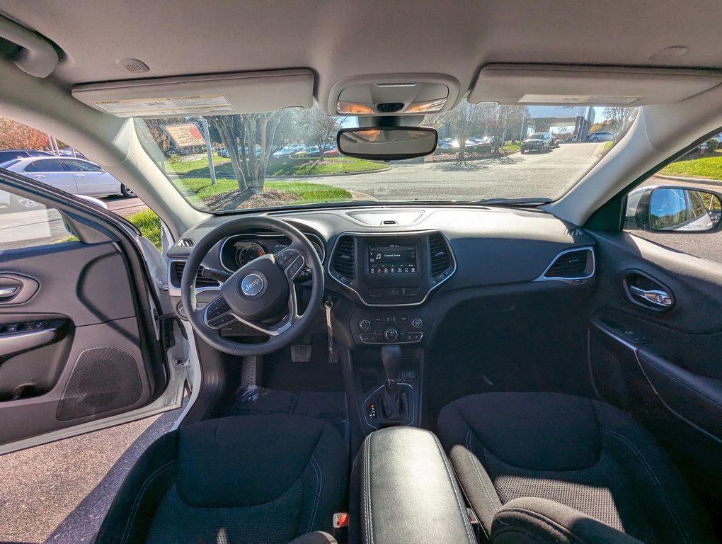 used 2021 Jeep Cherokee car, priced at $18,677