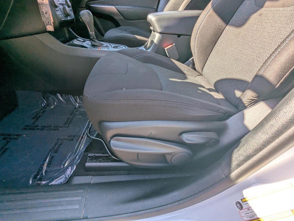 used 2021 Jeep Cherokee car, priced at $18,677