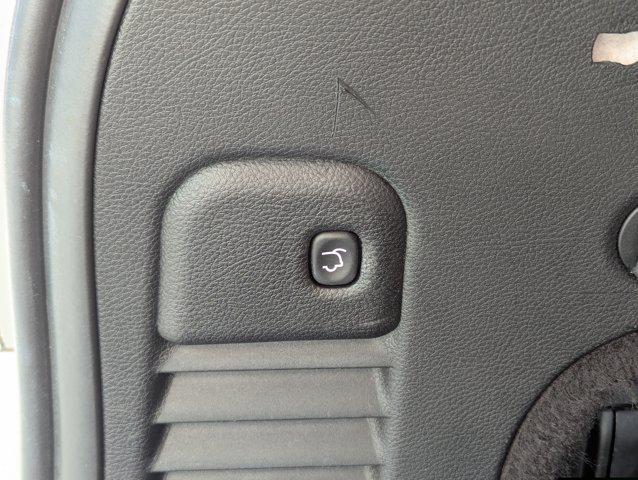 used 2014 Jeep Grand Cherokee car, priced at $6,977