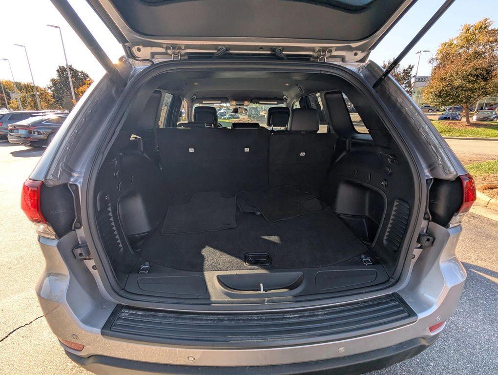 used 2021 Jeep Grand Cherokee car, priced at $24,877