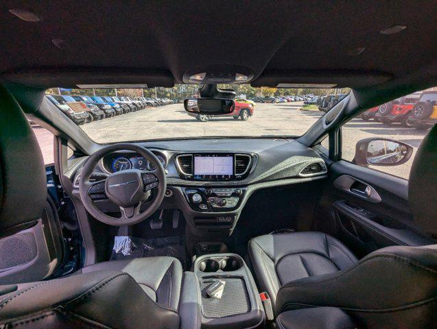 used 2023 Chrysler Pacifica car, priced at $31,977