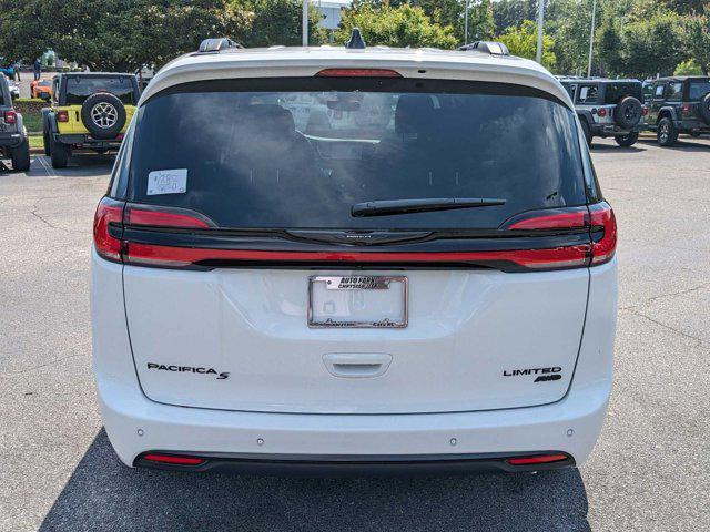 new 2024 Chrysler Pacifica car, priced at $54,715