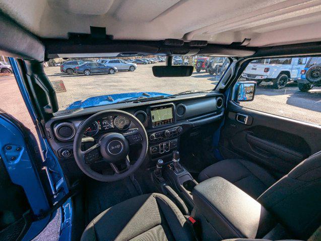 used 2023 Jeep Gladiator car, priced at $33,577