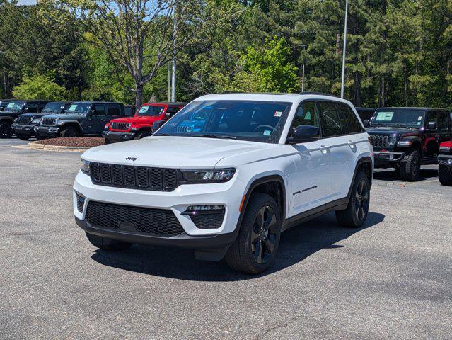 new 2025 Jeep Grand Cherokee car, priced at $49,460